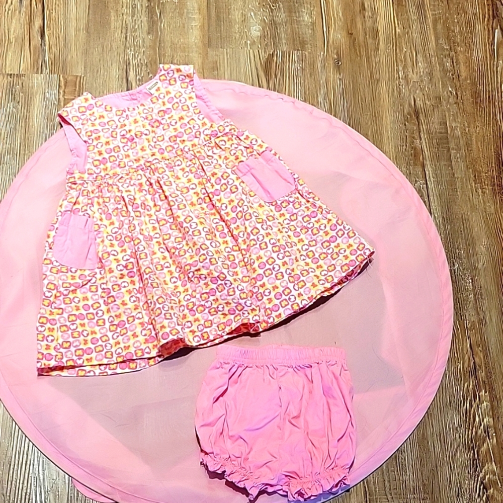 Baby clothes